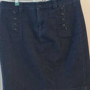Ralph Lauren Dark Blue Denim Skirt with Button Detail size 10